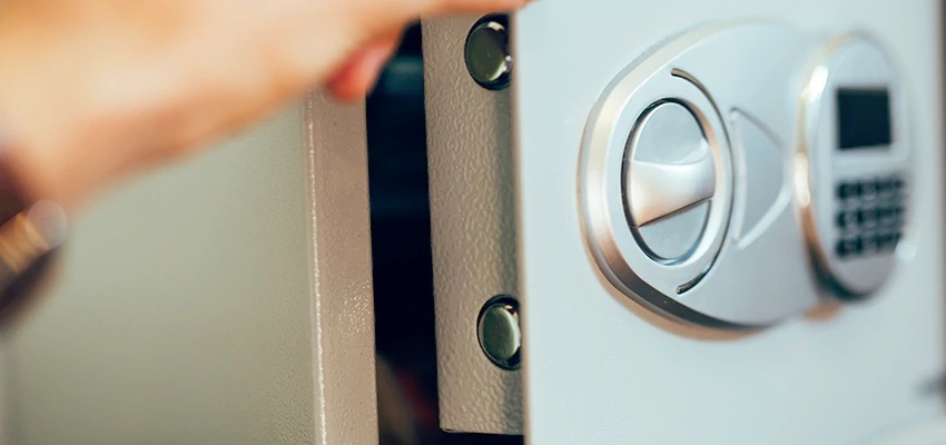 Fingerprint Safe Openers in Muscoy, CA