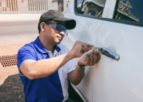 Car Locksmith in Muscoy, CA